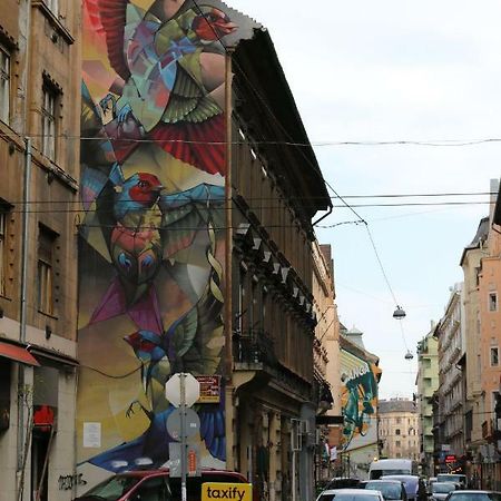 Rockstar Suite In Ruin Quarter Budapest Exterior photo